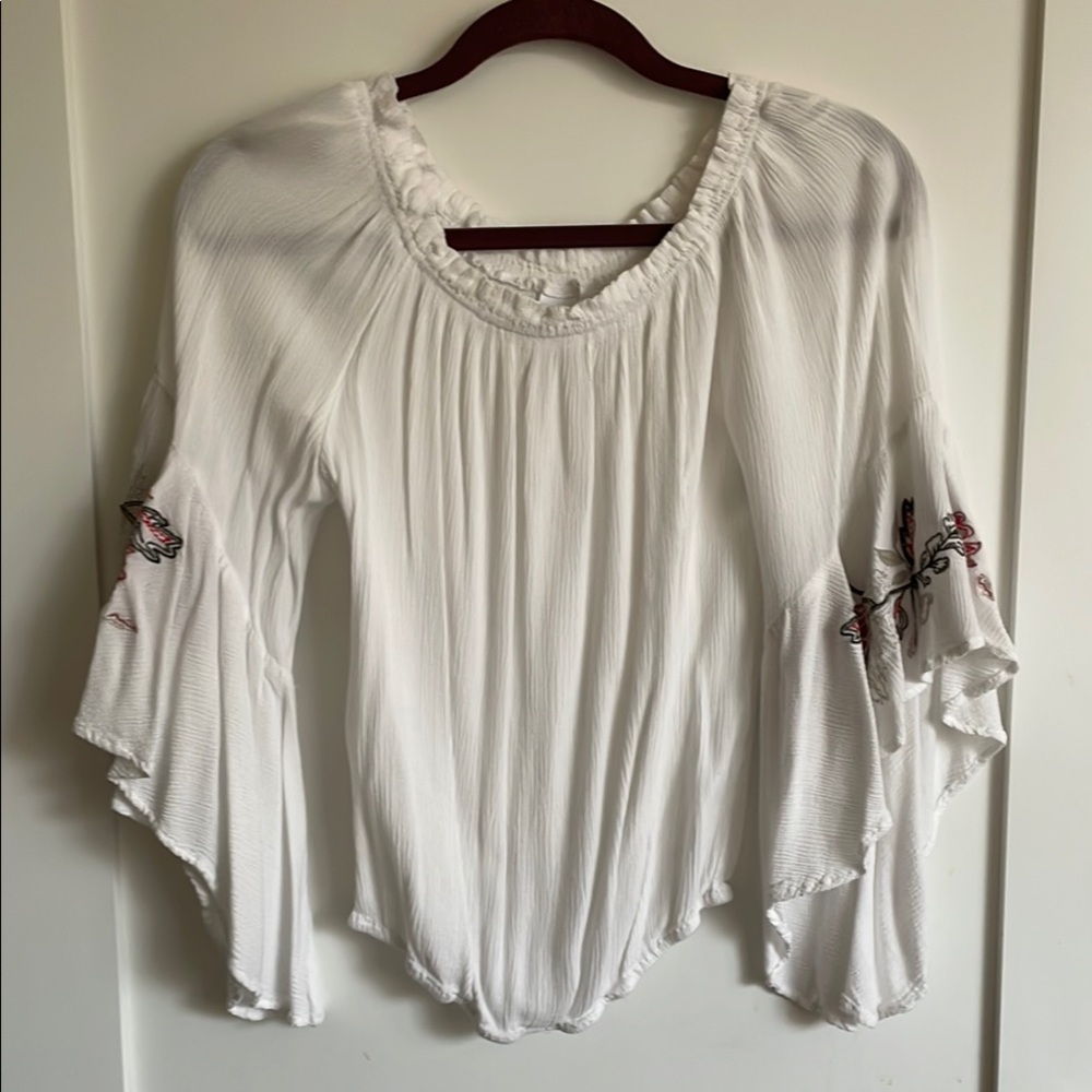 Soho White Bell Sleeve Pleated Blouse